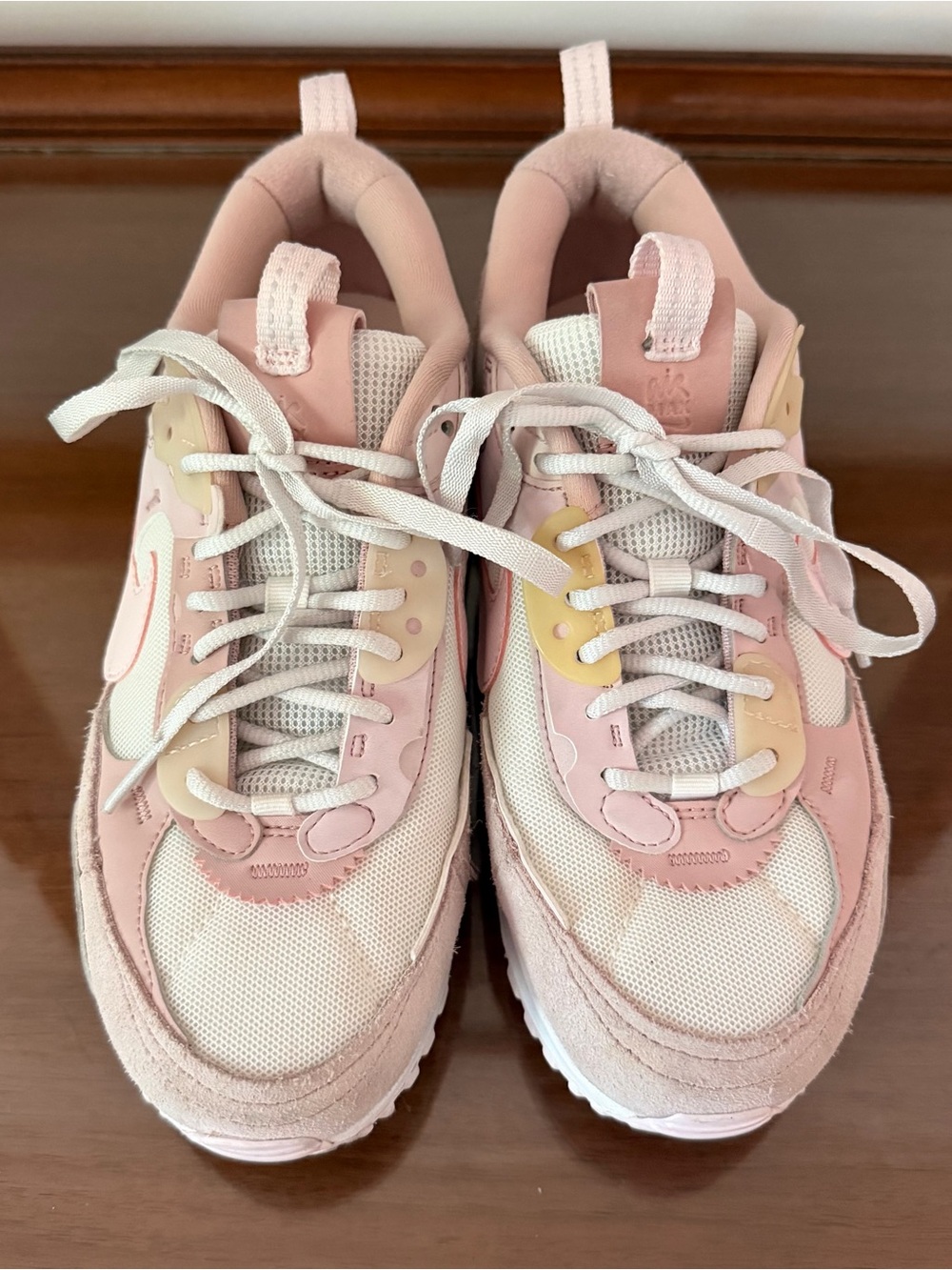 Nike Air Max 90 Futura DM9922-104 Women’s Size 7.5 Summit White Pink Sneakers - Picture 3 of 8